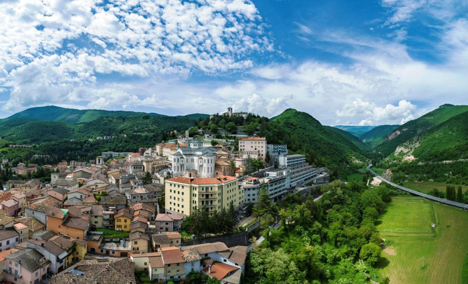 Hotel Delle Rose Cascia Buitenkant foto